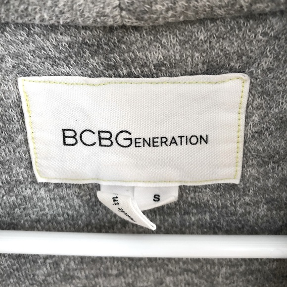 BCBG Gray Open Front Sweater Vest | S - Picture 4 of 4